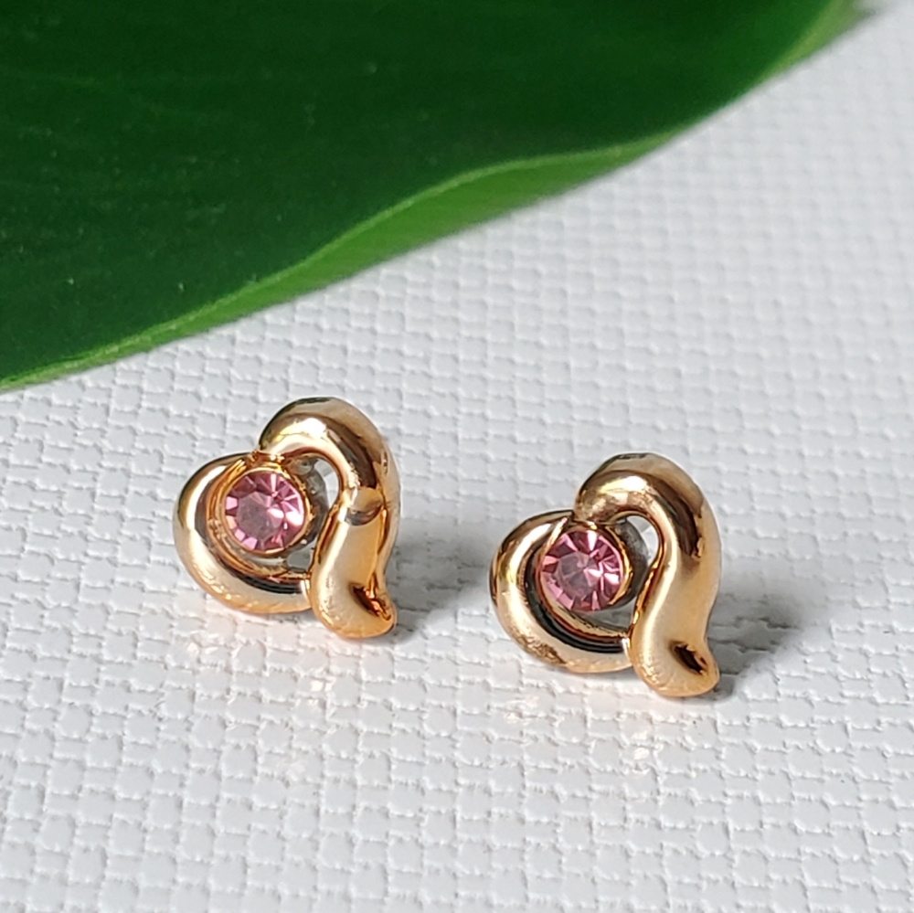 Hypoallergenic Plastic Studs Earrings Heart